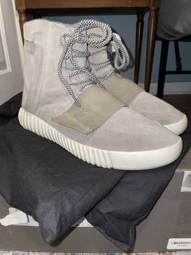 Adidas × Kanye West × Yeezy Season Yeezy 750 Boost