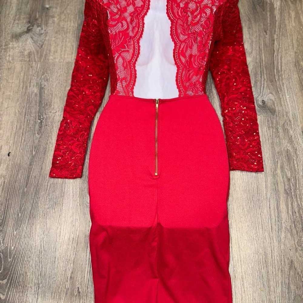 Red lace and sequin detailed midi dress - image 4