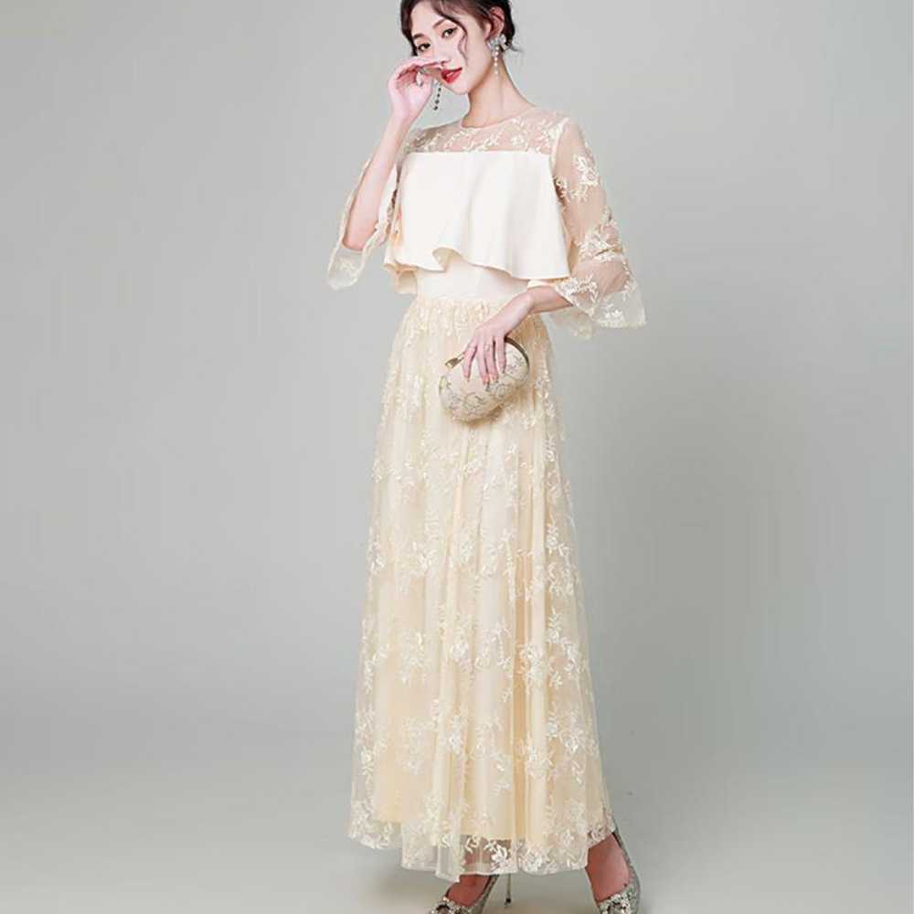 Elegant cream lace long dress. - image 1