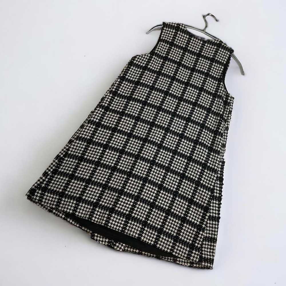 Excellent condition Queen's Court one-piece skirt… - image 12