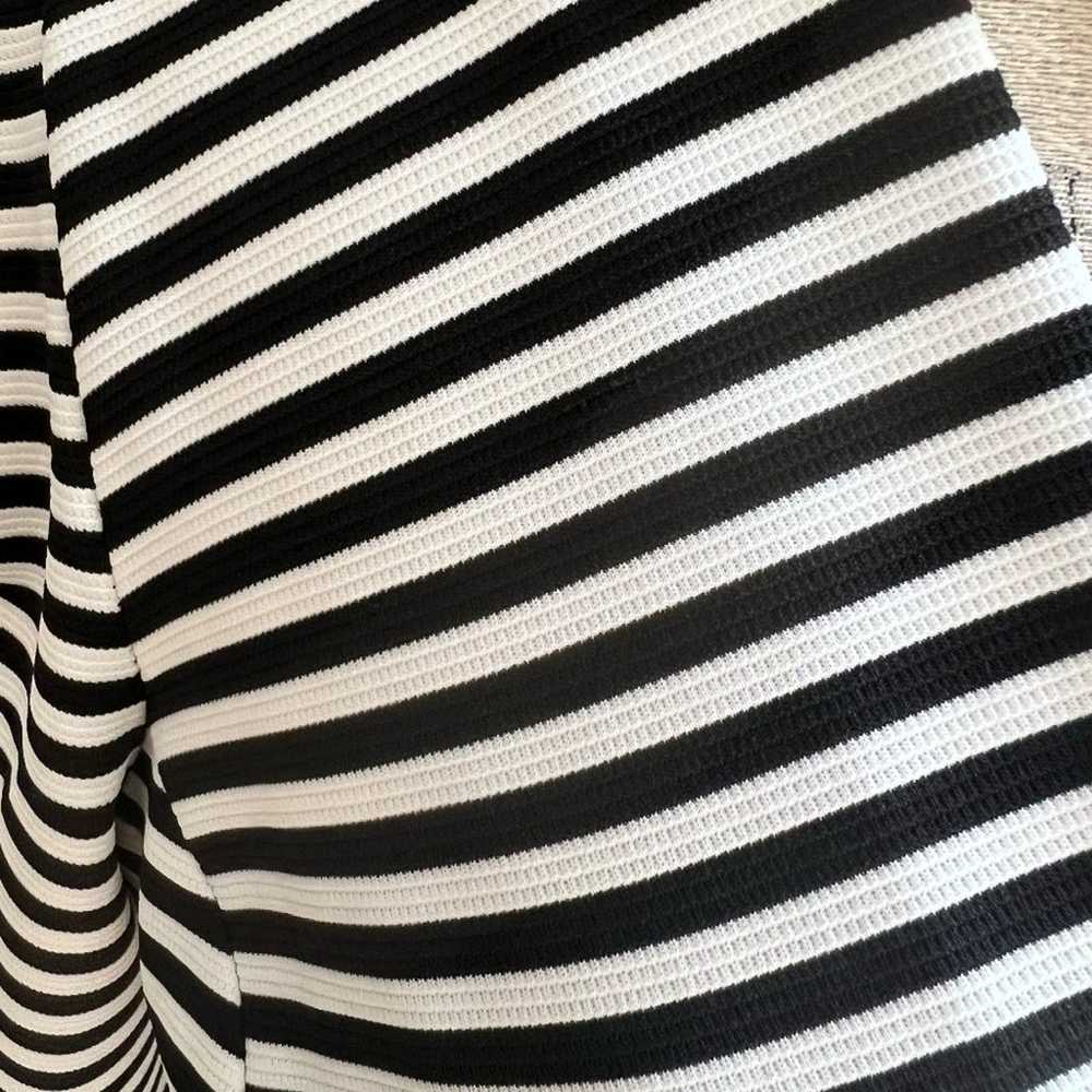 LeShop STRIPED BODYCON DRESS MINI - SIZE LARGE - image 4