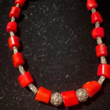 Coral and Sterling silver 925 necklace