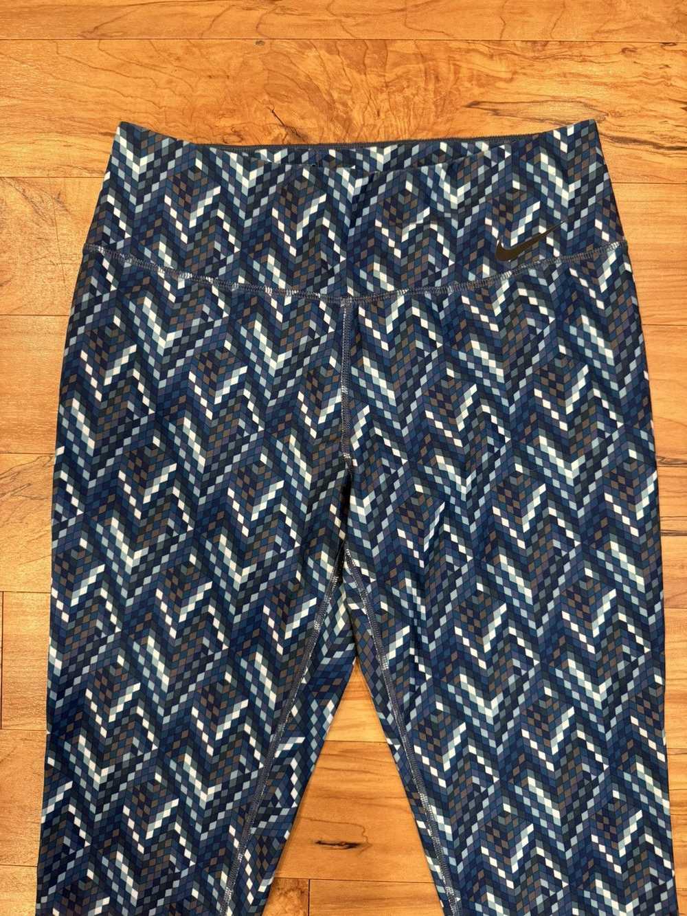 Nike NIKE Dri-FIT Legend Pants Chevron Pattern Si… - image 2