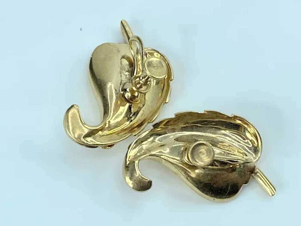 Large 14K yellow gold curl up Leaf screw on earri… - image 3