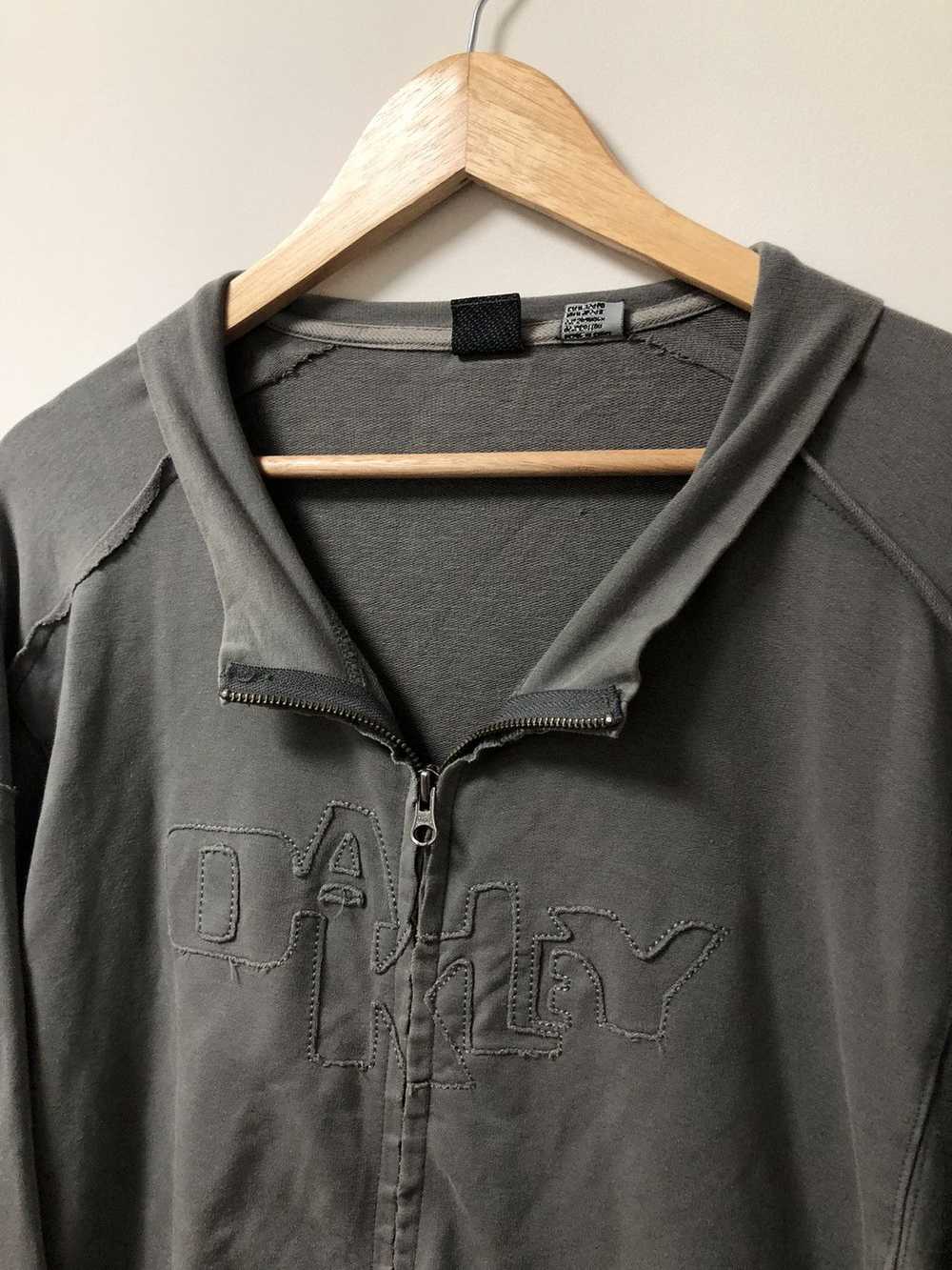 Oakley Very Vintage Oakley Zip-Up Jacket Grey XL … - image 2