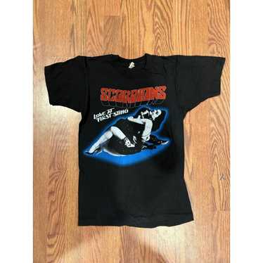 Newest Rare Vintage Scorpions Band Love at First Sting Short Sleeve T-Shirt