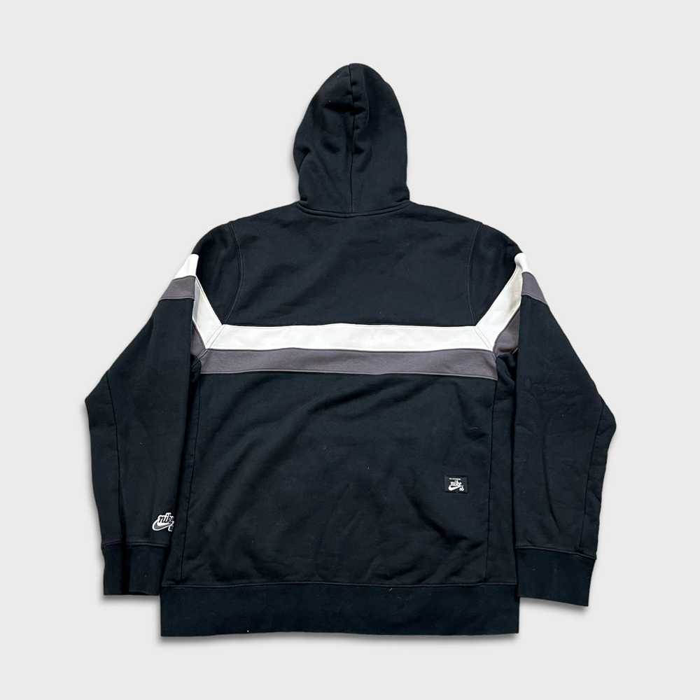 Nike × Streetwear × Vintage Nike SB Hoodie XL Swo… - image 5