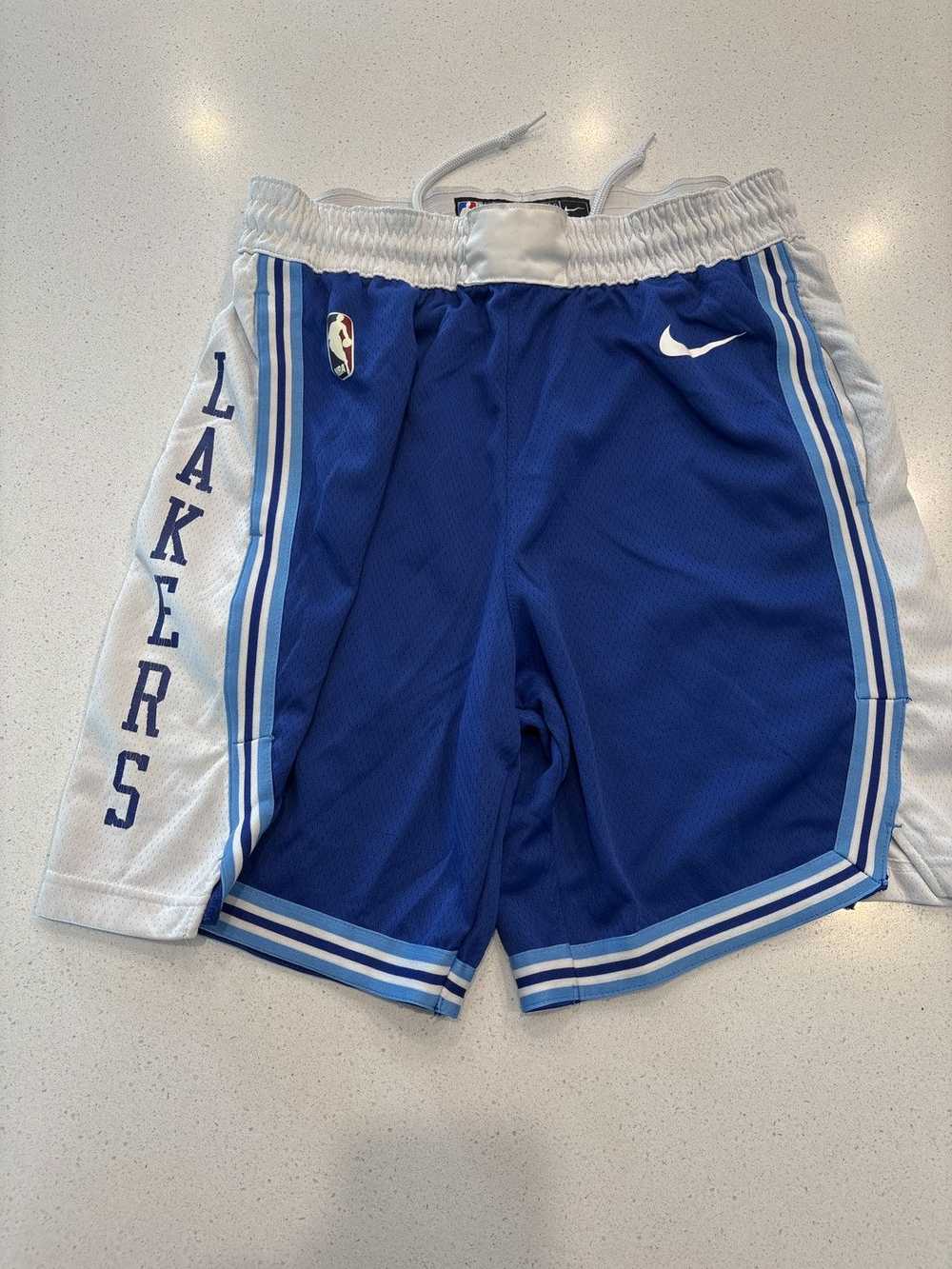 Nike Nike Lakers Throwback Short Shorts - image 2