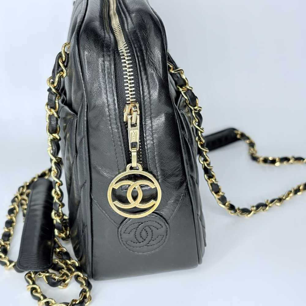 Chanel Leather crossbody bag - image 2