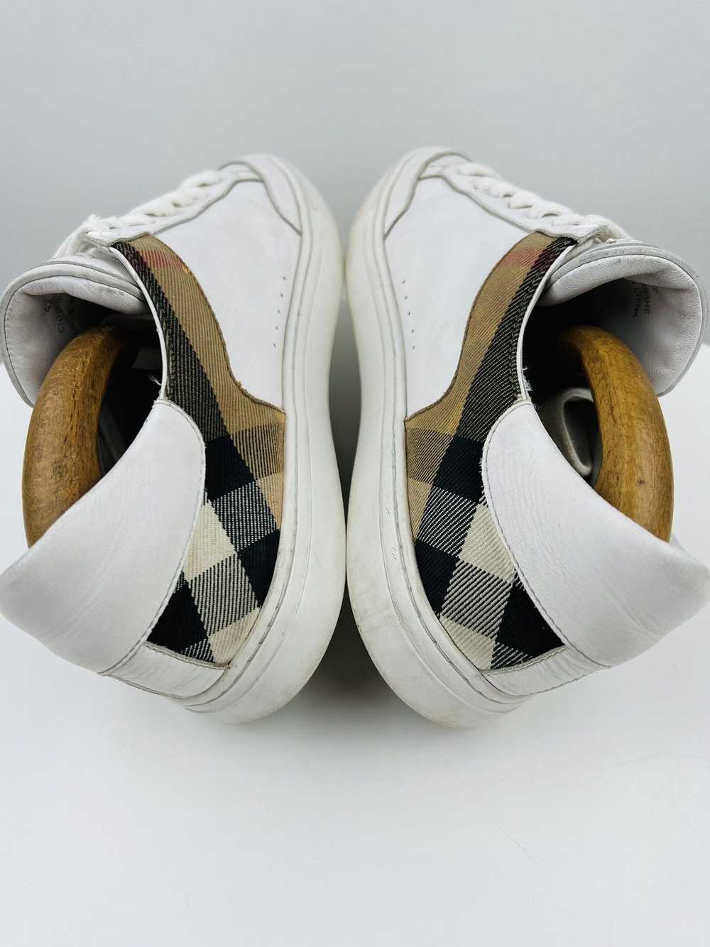 Burberry BURBERRY London New Reeth Nova Check Low… - image 11