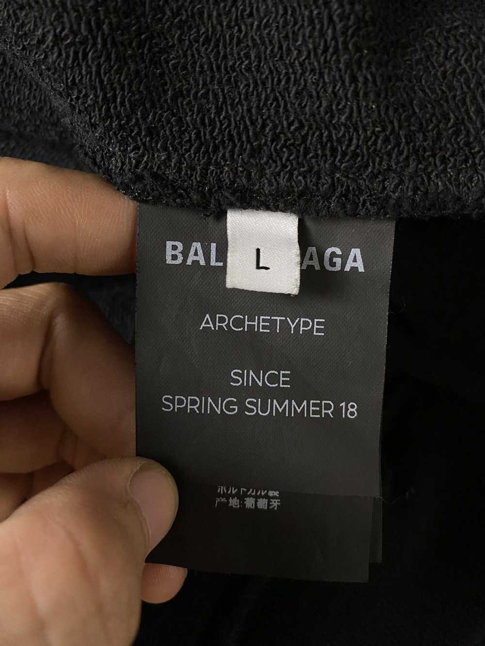 Balenciaga Balenciaga SS18 Archetype Logo Zip Hoo… - image 9