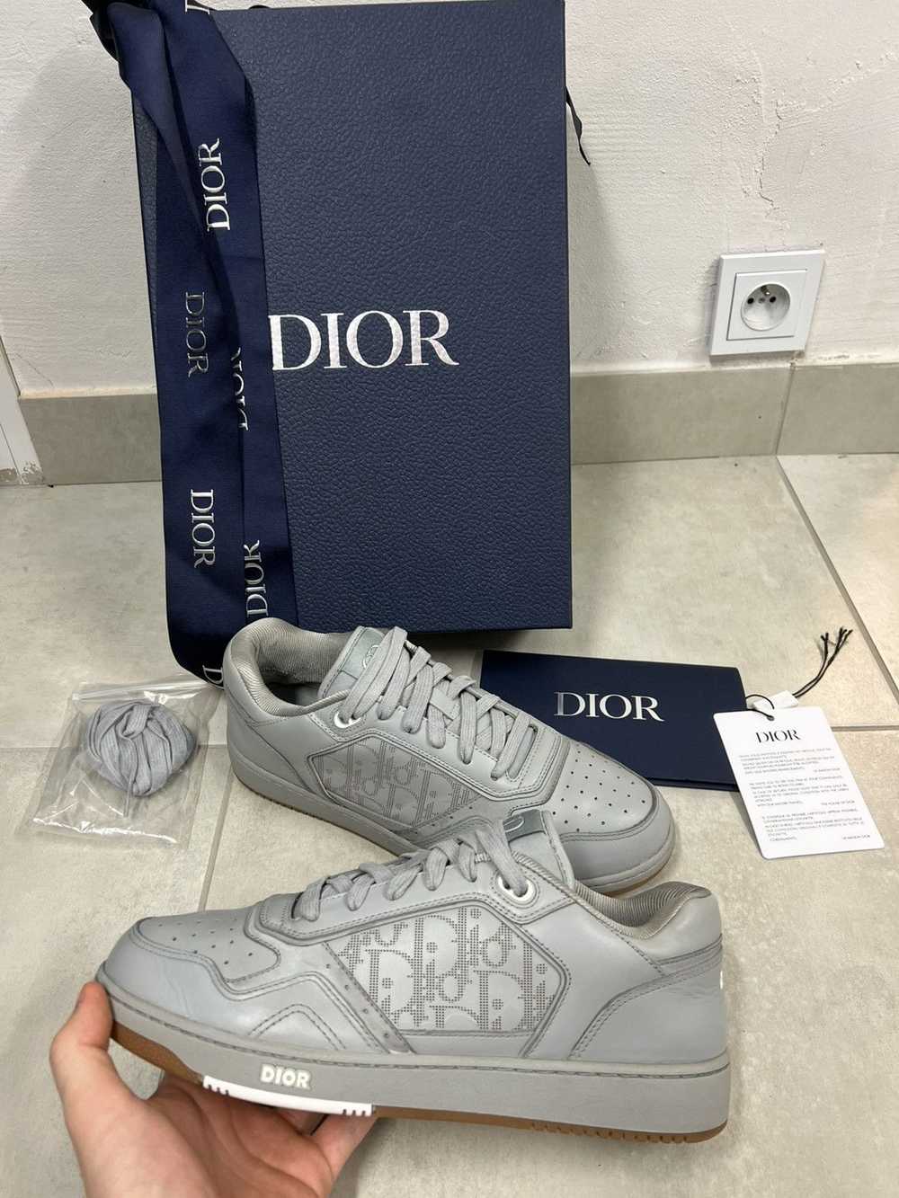 Dior Dior b27 low top grey sneakers - image 1