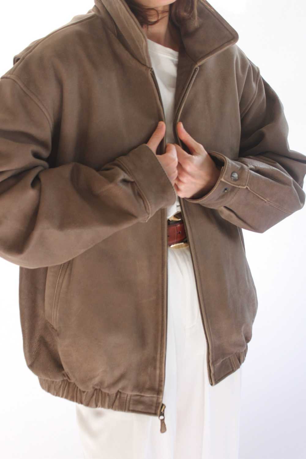 90s Faded Walnut Leather Jacket - image 2