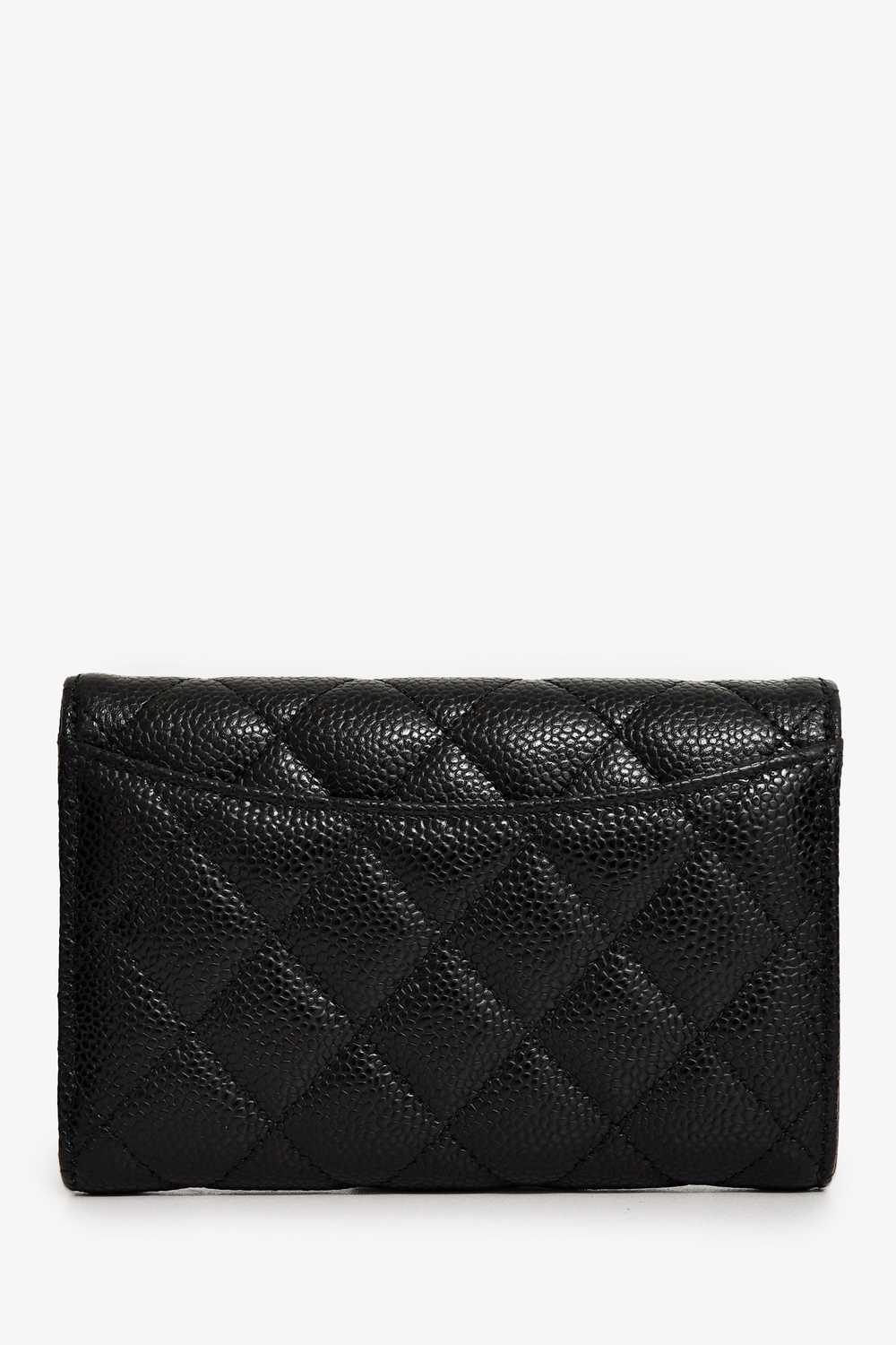 Pre-Loved Chanel™ 2022 Black Caviar Small Classic… - image 3