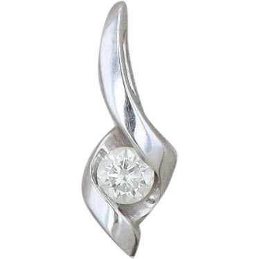 14k White Gold 'Sirena' Diamond Pendant