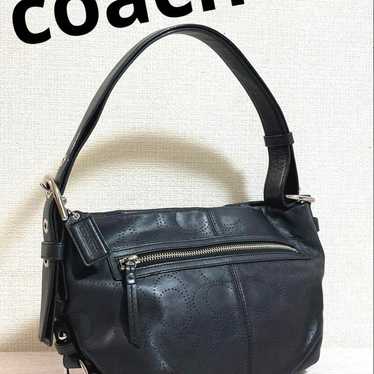 Excellent condition [coach] shoulder bag, punching