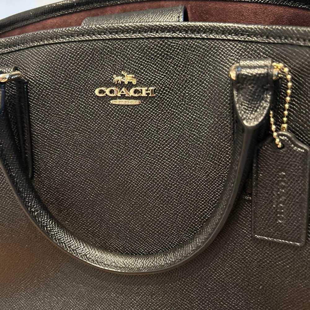 Coach handbag shoulder bag in excellent condition. - image 3