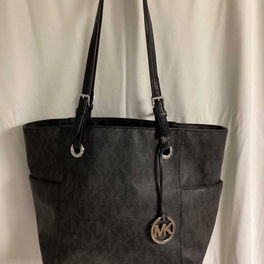 Michael Kors Jet Set Tote - image 1