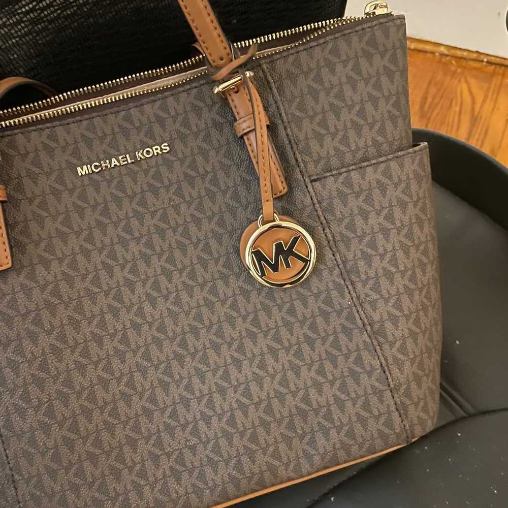 Michael Kors Signture Pocketbook - image 2