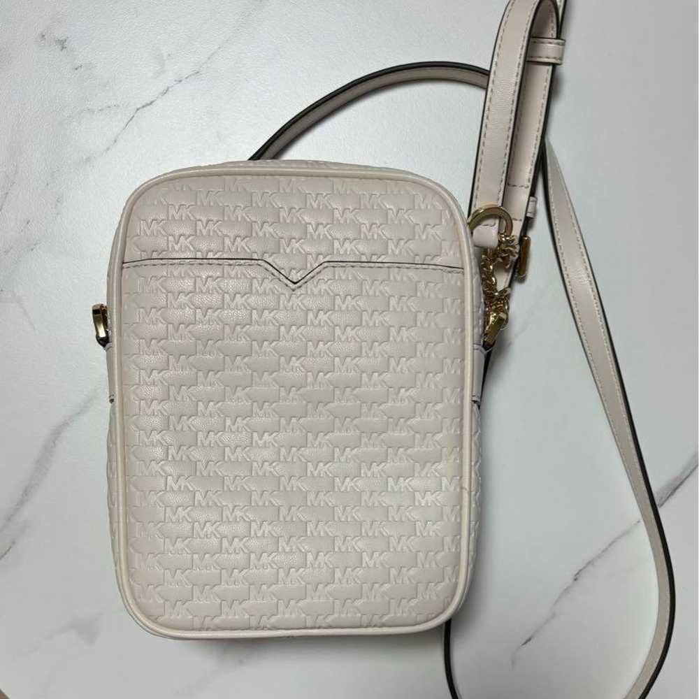 Michael Kors MK Embossed Shoulder Bag White - image 3