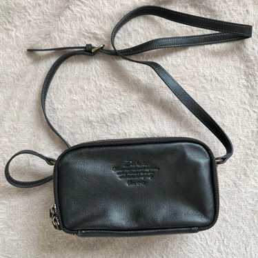 B. Makowsky Dakota black leather outlets crossbody Tassel bag