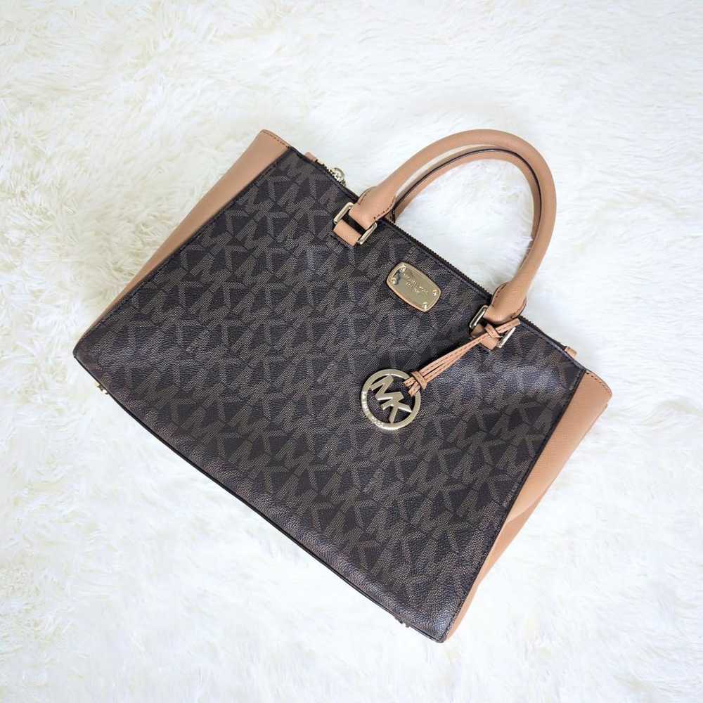 【Like New】MICHAEL KORS Leather Handbag - image 3