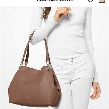 Michael Kors Raven Large Pebbled Leather Shoulder… - image 1