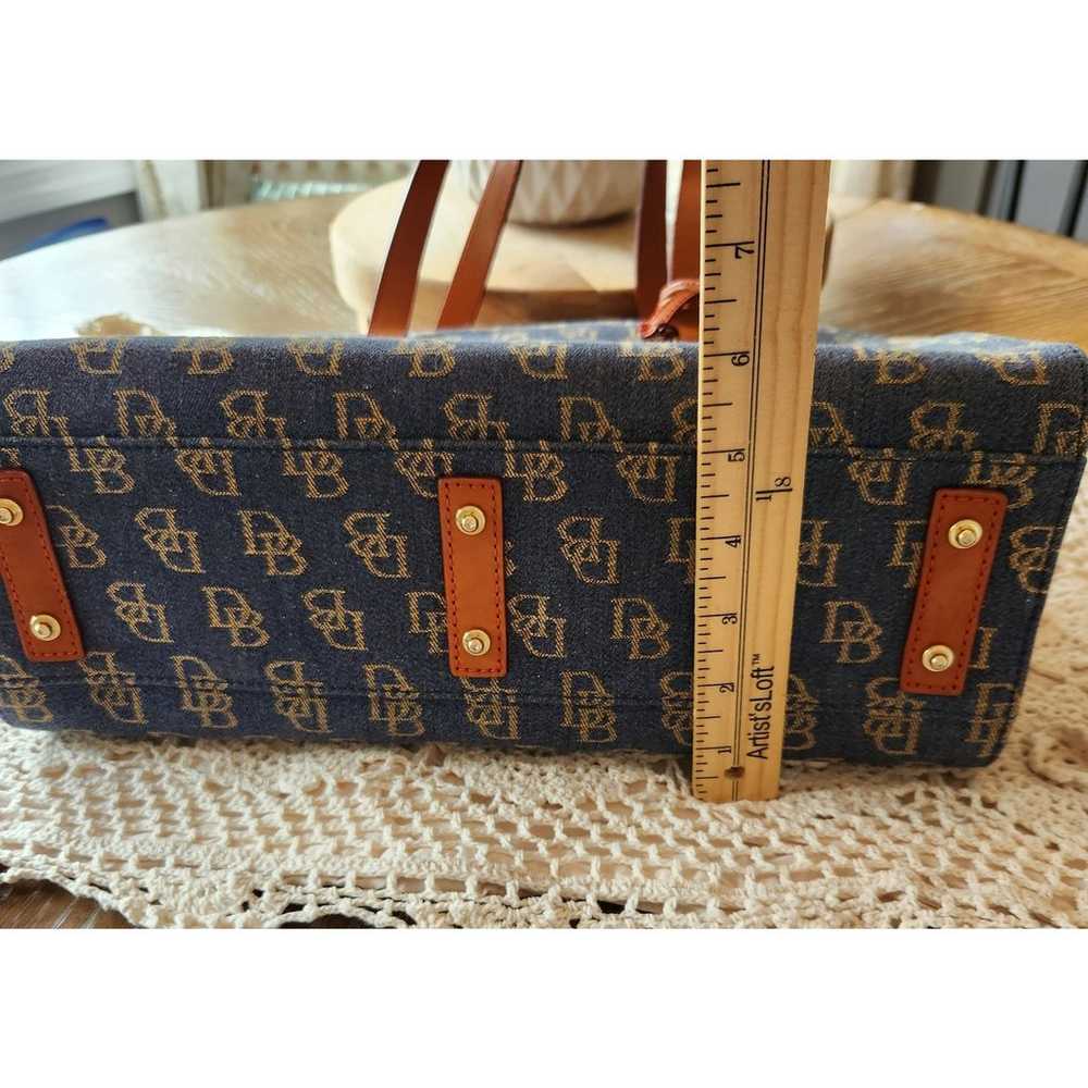 Dooney and Bourke East West Blue Tote Logo Keycha… - image 11