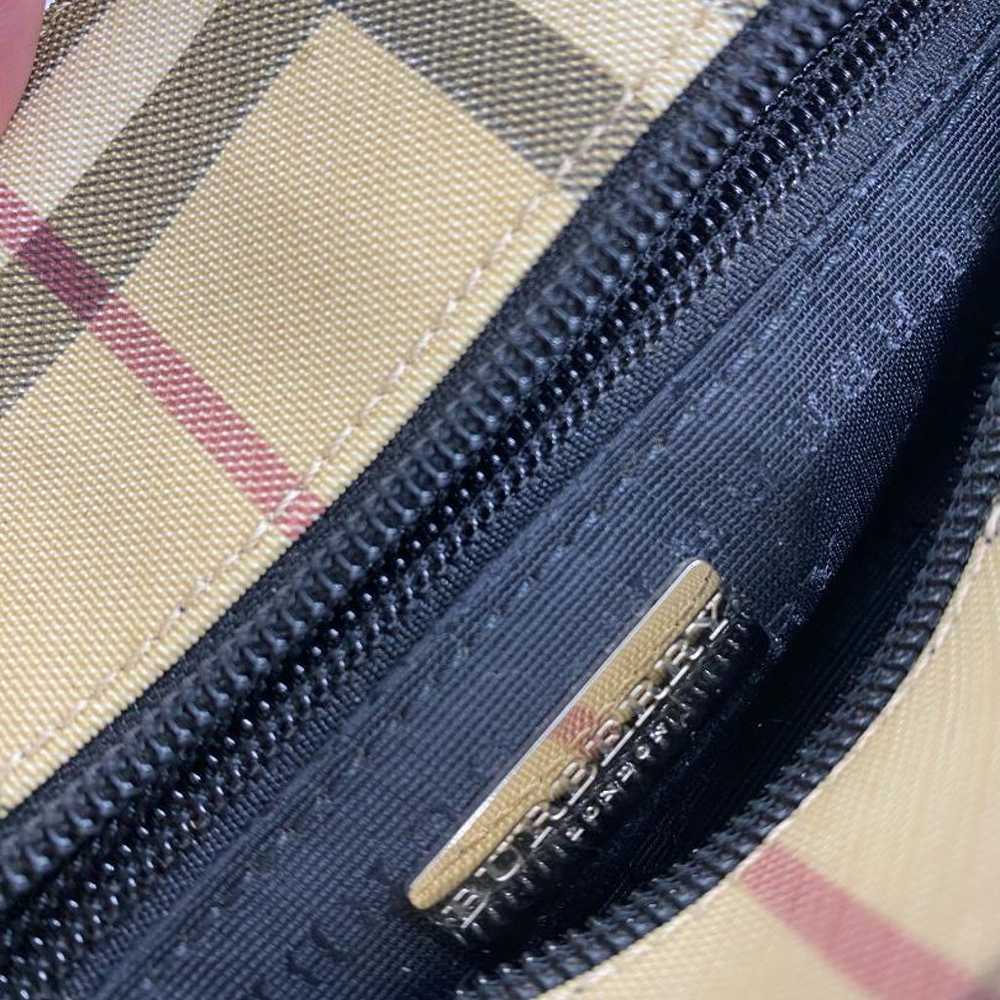 Authenticated BURBERRY Nova Check Handbag - image 8