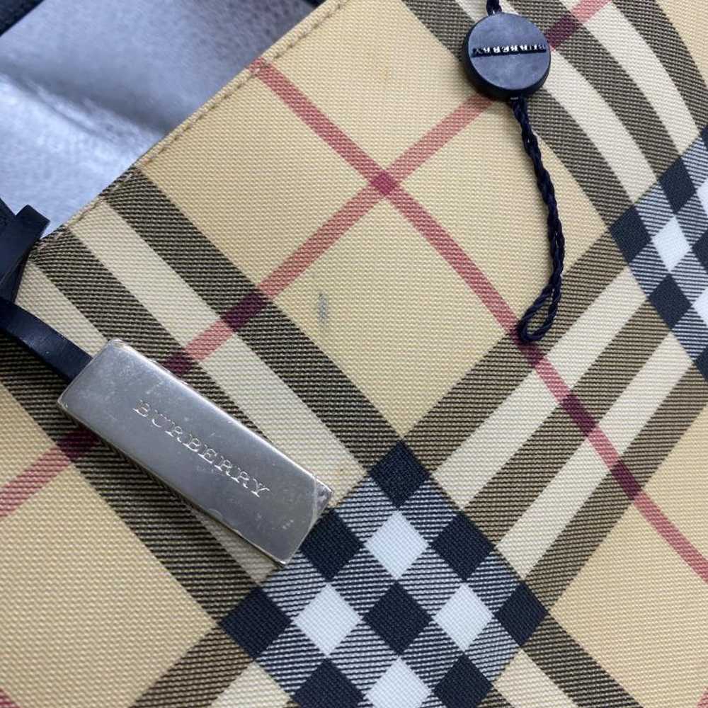 Authenticated BURBERRY Nova Check Handbag - image 9