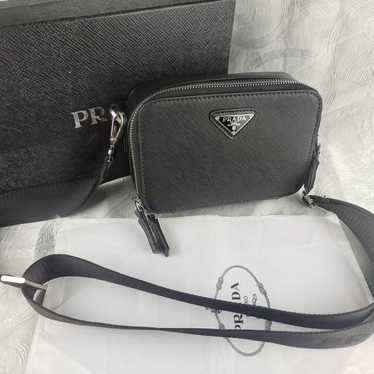 Excellent condition PRADA leather shoulder bag