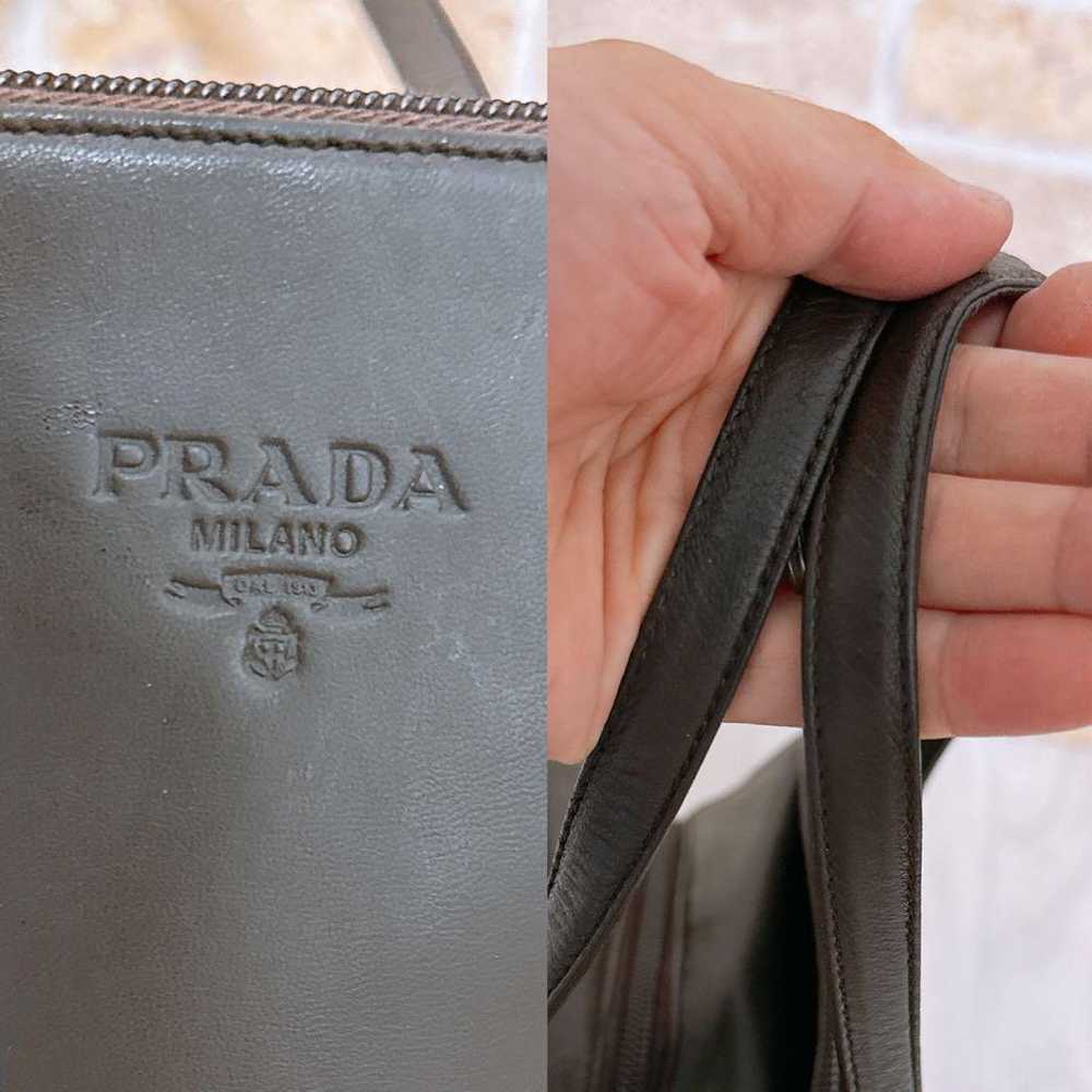 "High-quality" PRADA handbag. - image 4