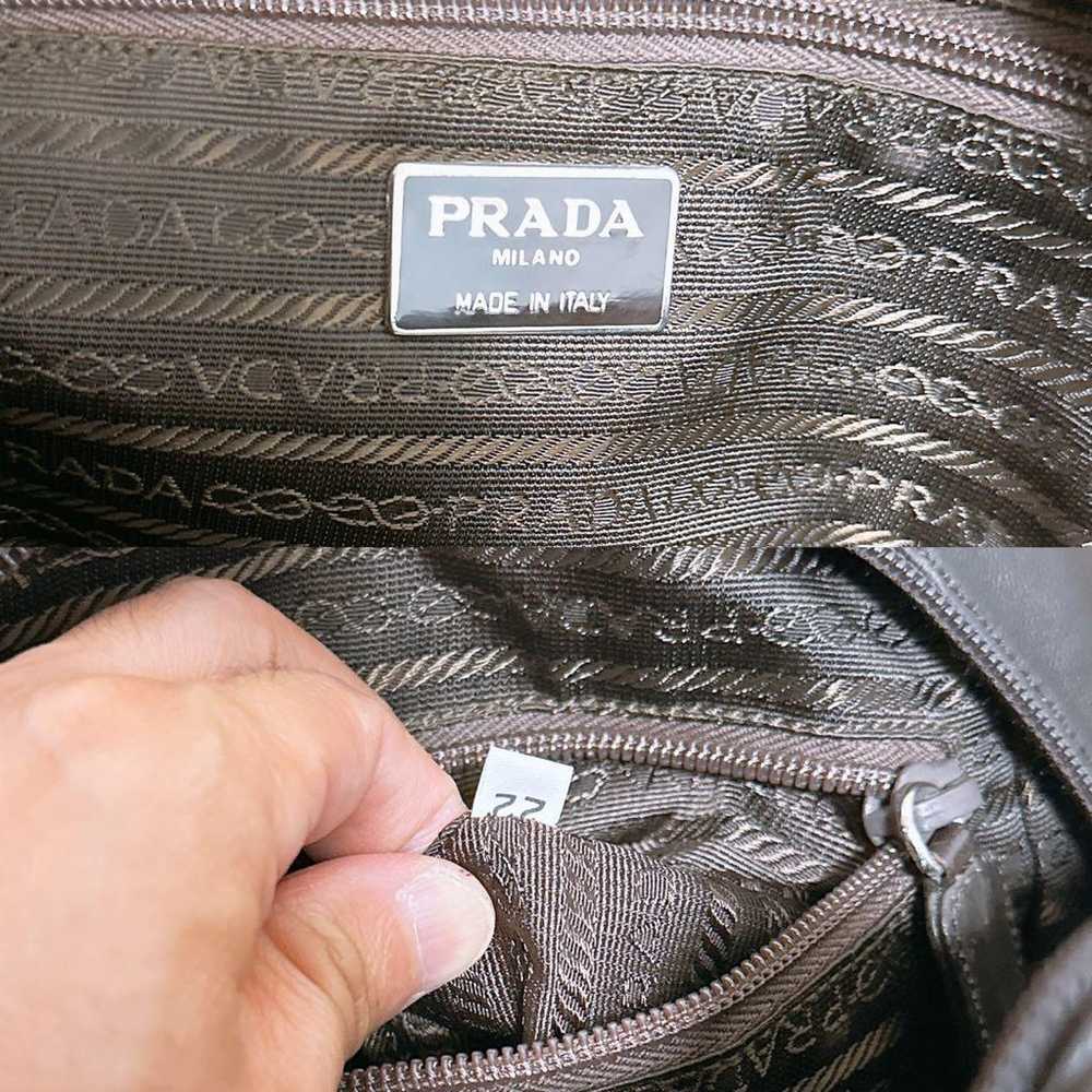 "High-quality" PRADA handbag. - image 8