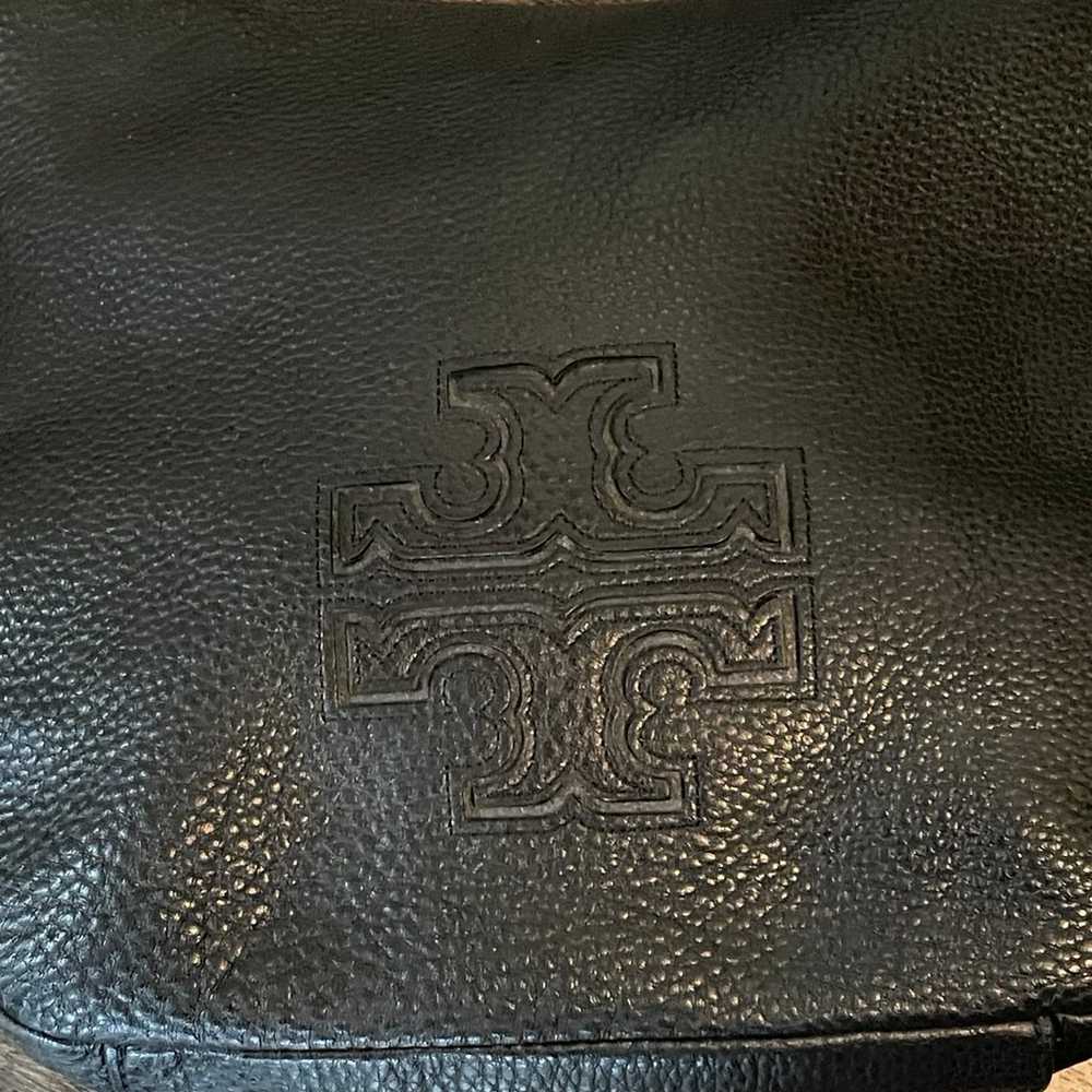 Tory Burch Black Leather Harper Hobo- great condi… - image 3