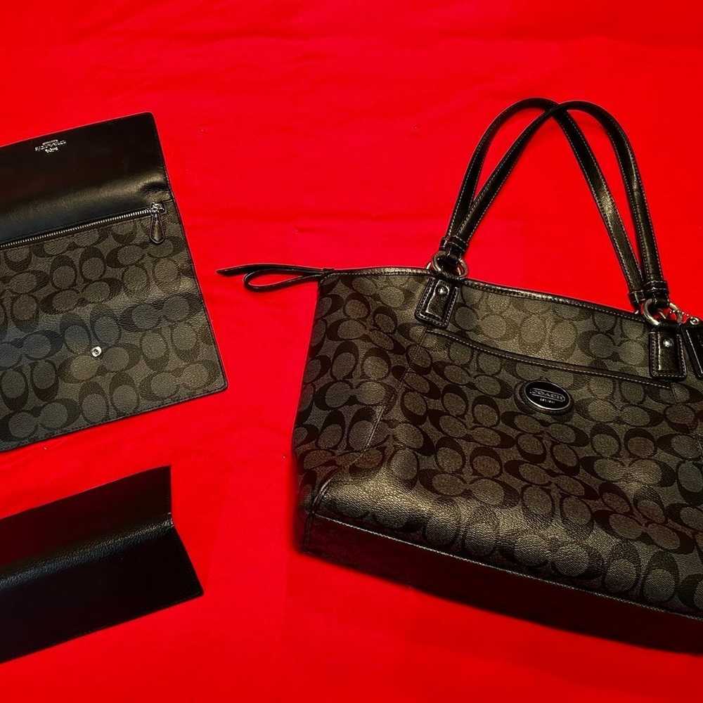 Black Coach signature C smoke black purse and mat… - image 1