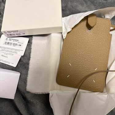 Beautiful item: MAISON MARGIELA phone case shoulde