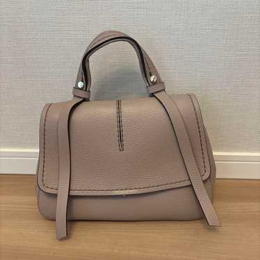 Excellent condition ANAYI bag in greige.