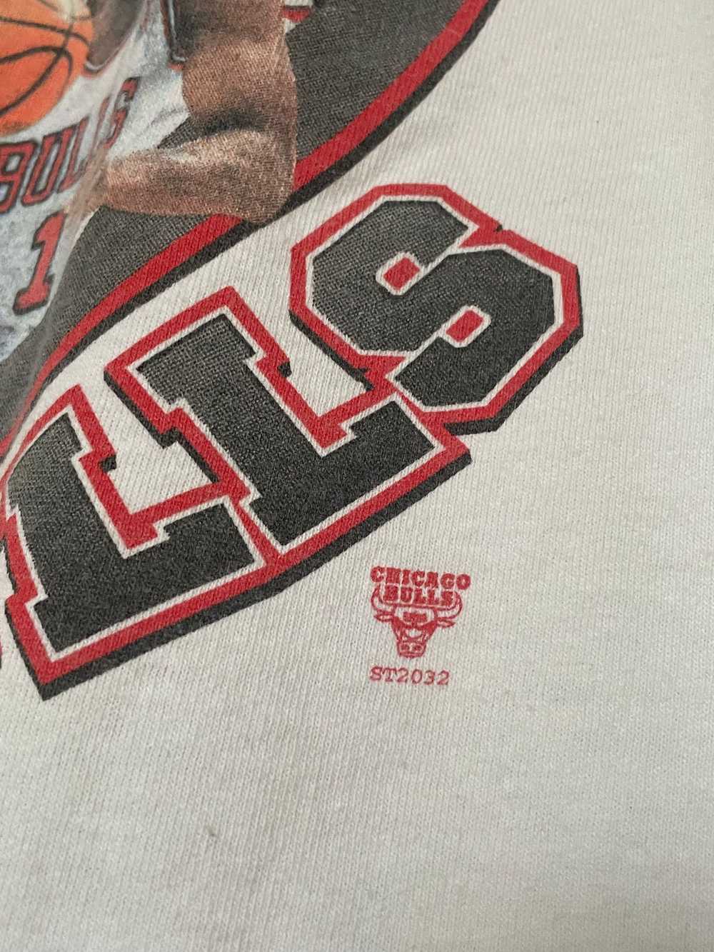 Vintage Chicago Bulls 1997 Championship Tee - image 3