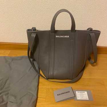 Discounted! BALENCIAGA Gray Leather Bag Body