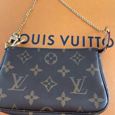 Louis Vuitton Mini Pochette