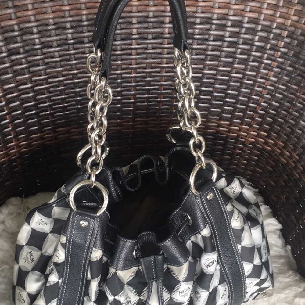 MCM Chqin Link Dual Handle Drawstring Shoulder Ba… - image 3