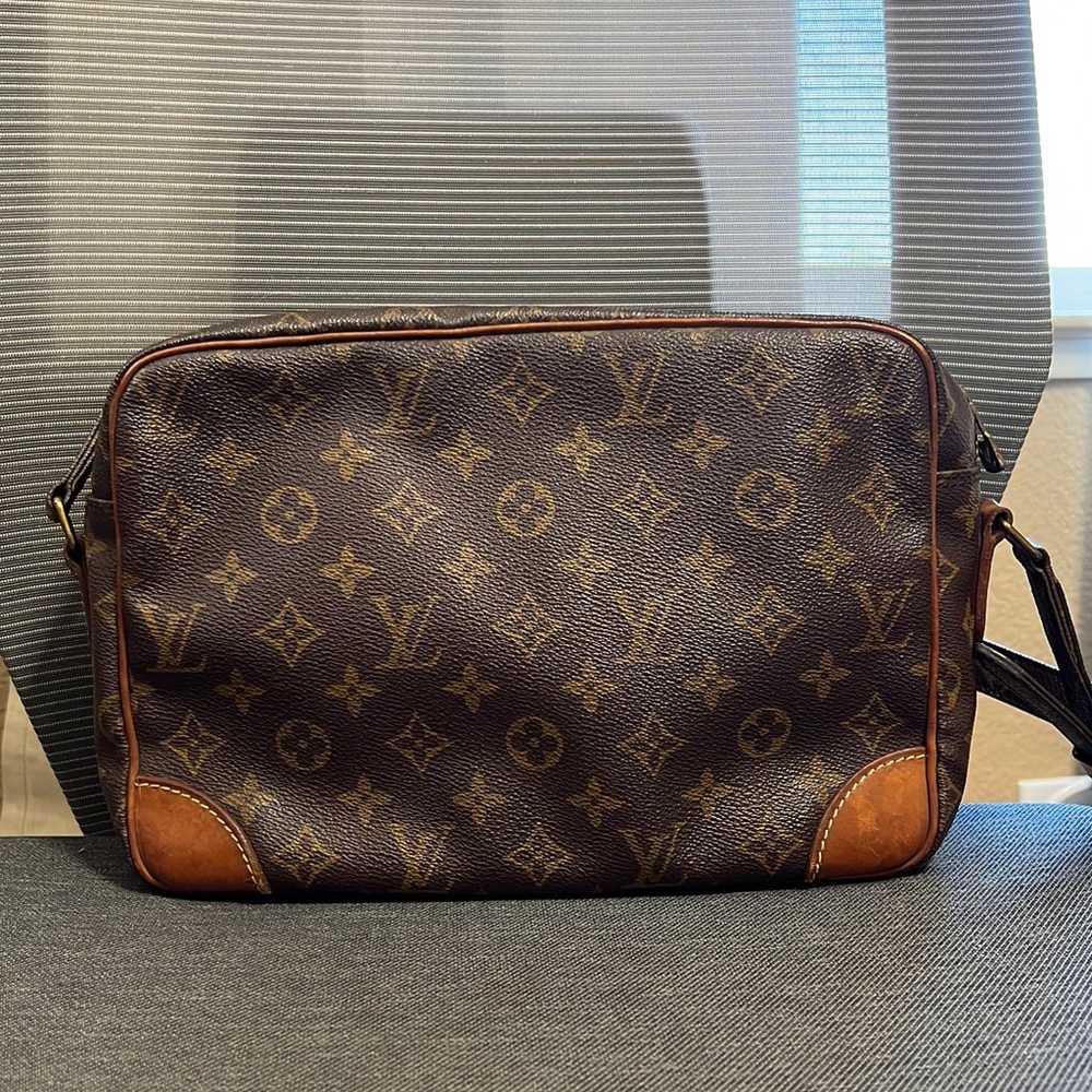 Authentic Louis Vuitton Monogram Nile Crossbody B… - image 3