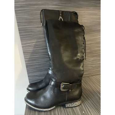 Earth Water Proof Woman's Boots