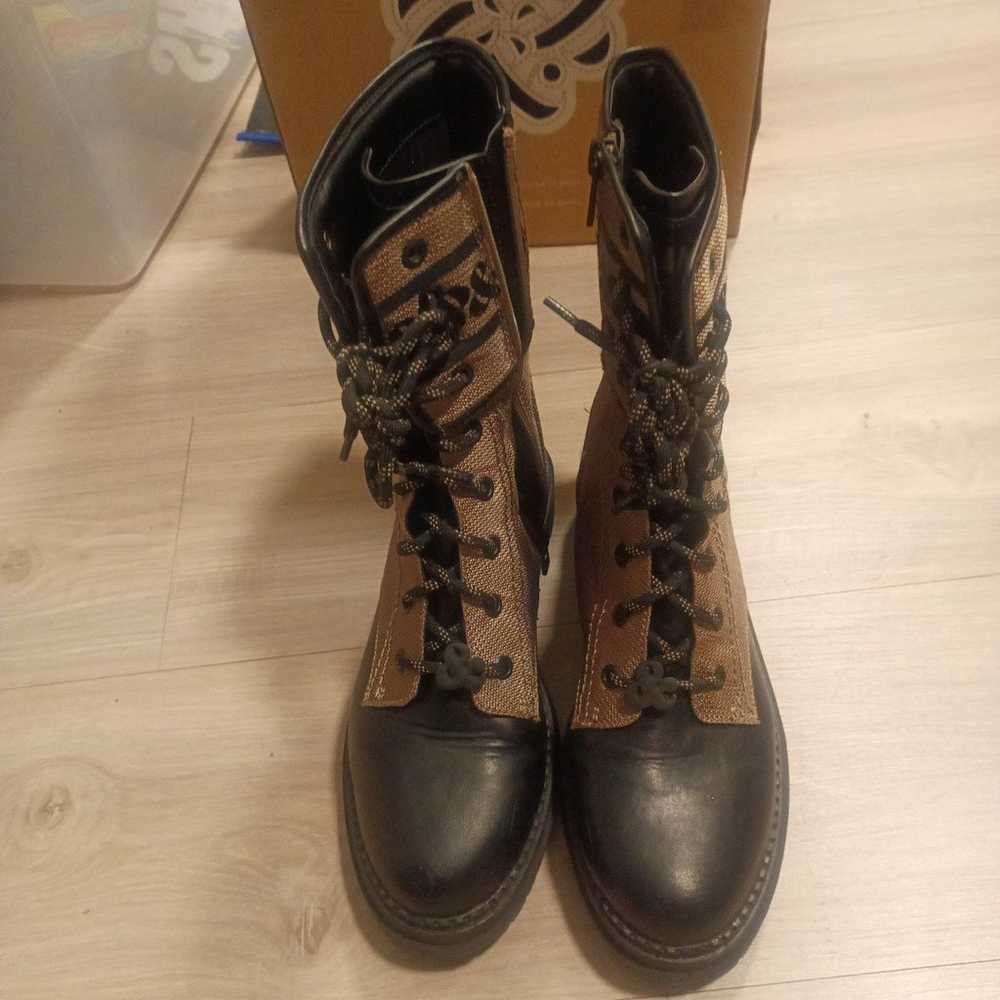 Sam and Libby combat Boots size 8 - image 3