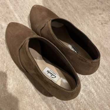 Clarks Booties Short Boots Suede Taupe Suede Brown