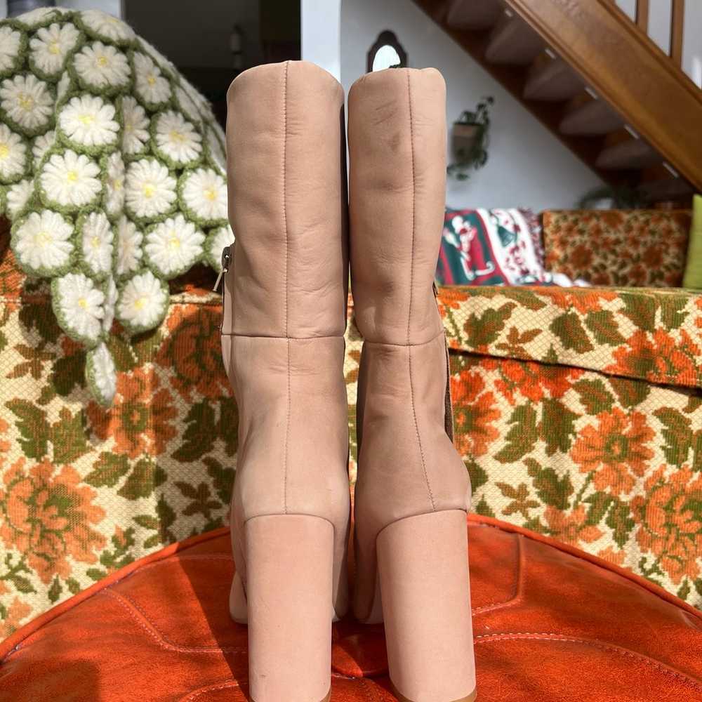 Steve Madden FLIP Tan Boots 5.5 - image 3