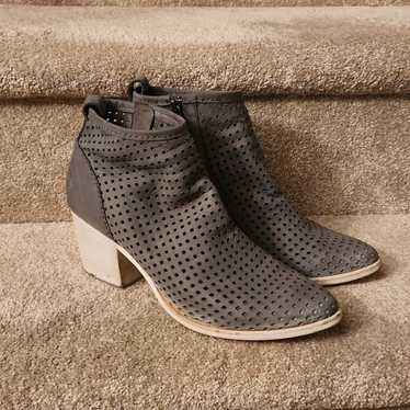 Dolce Vita "Kenyon" Gray Perforated Heeled Ankle B