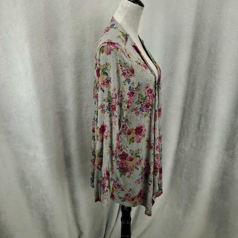 Torrid Gray Floral Roses Super Soft Long Sleeve O… - image 2