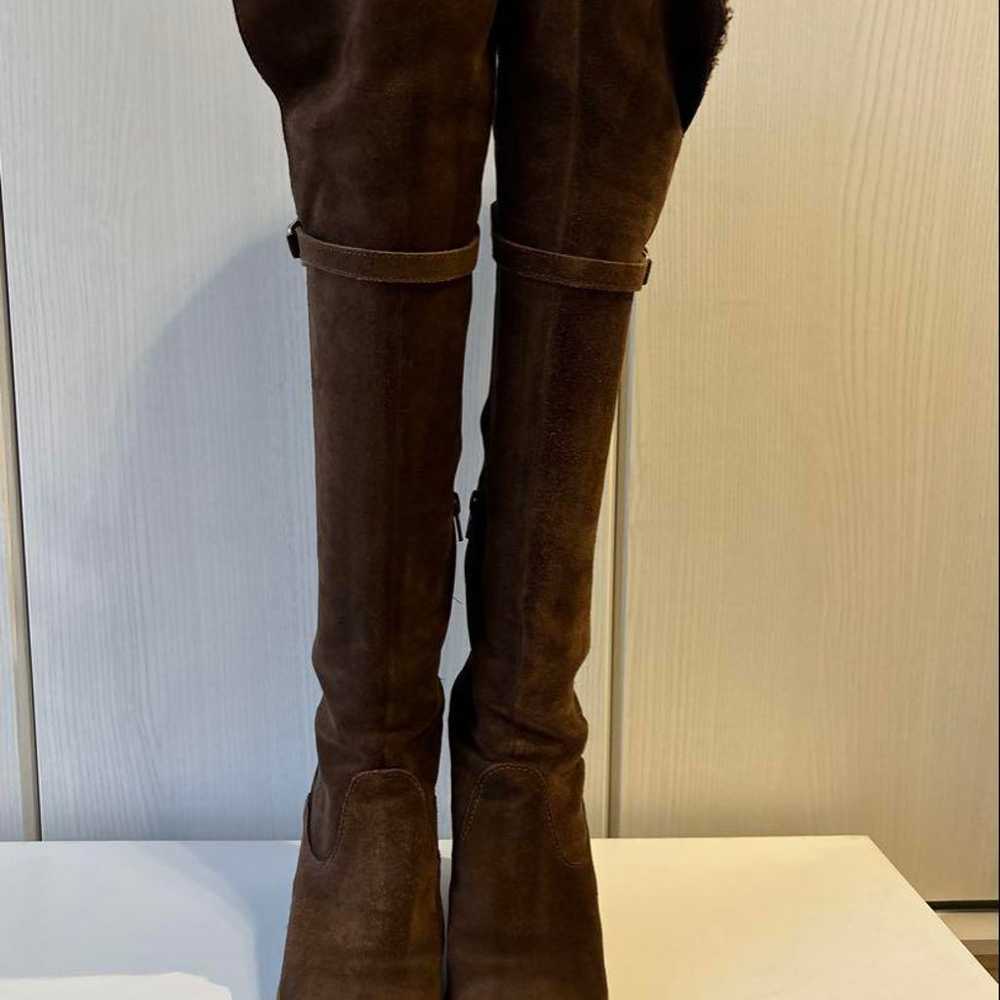 Brown suede knee-high boots with wedge heel. - image 1