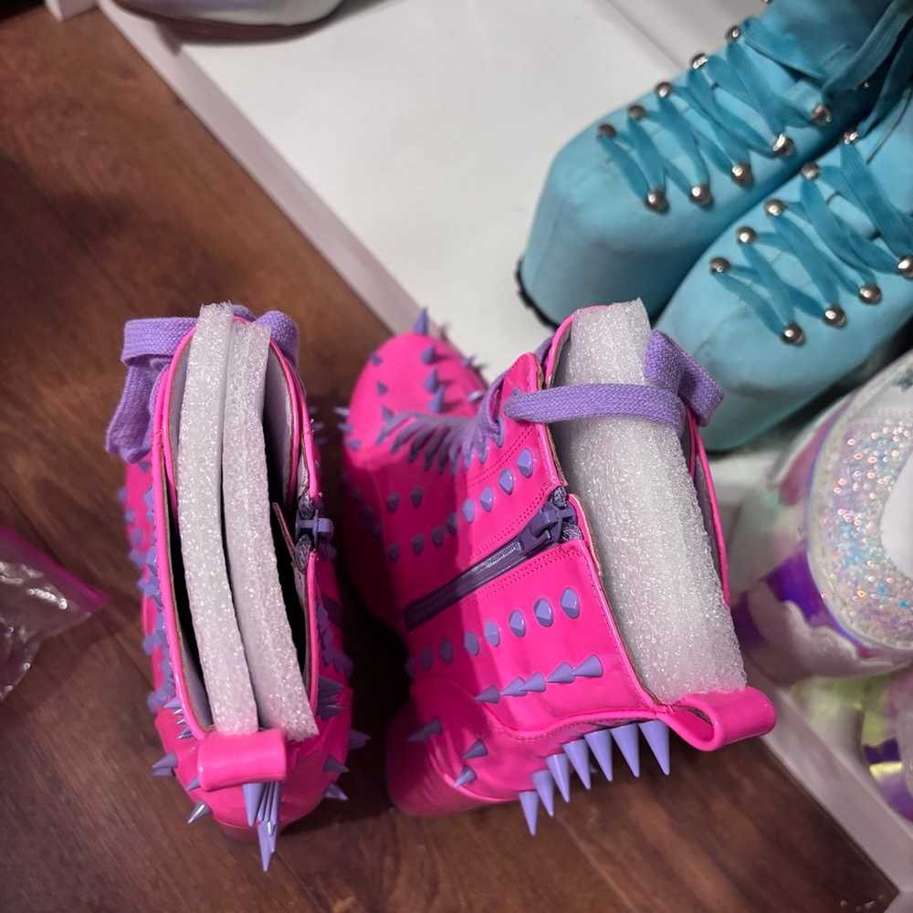 YRU neon pink night terror boots - image 3